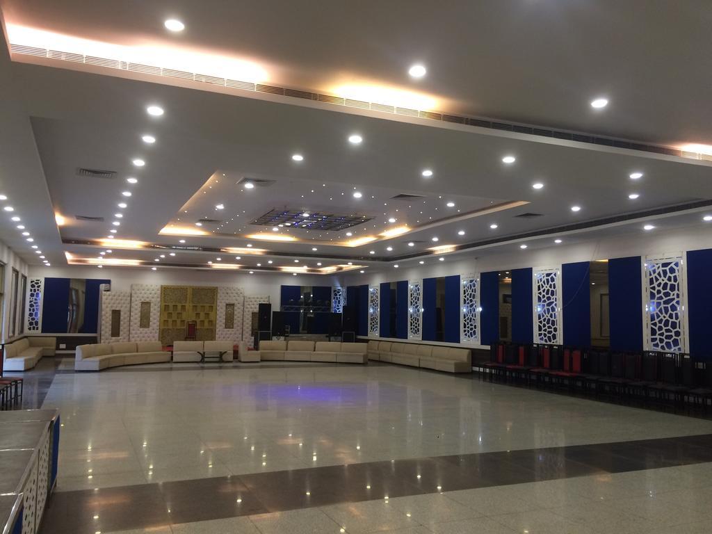 Grand Heritage Resort Grander Noida Exterior foto