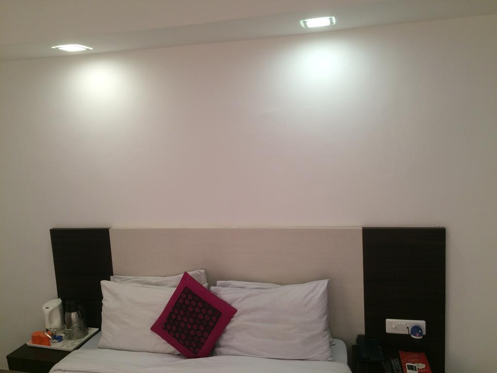 Grand Heritage Resort Grander Noida Quarto foto