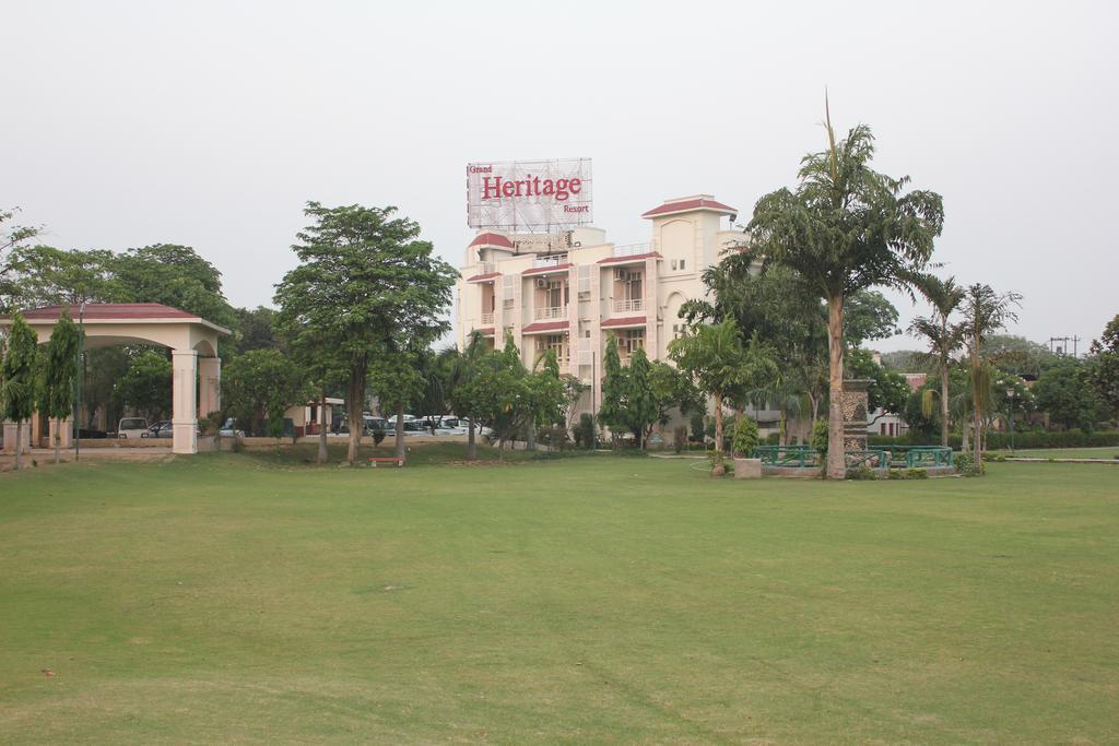 Grand Heritage Resort Grander Noida Exterior foto